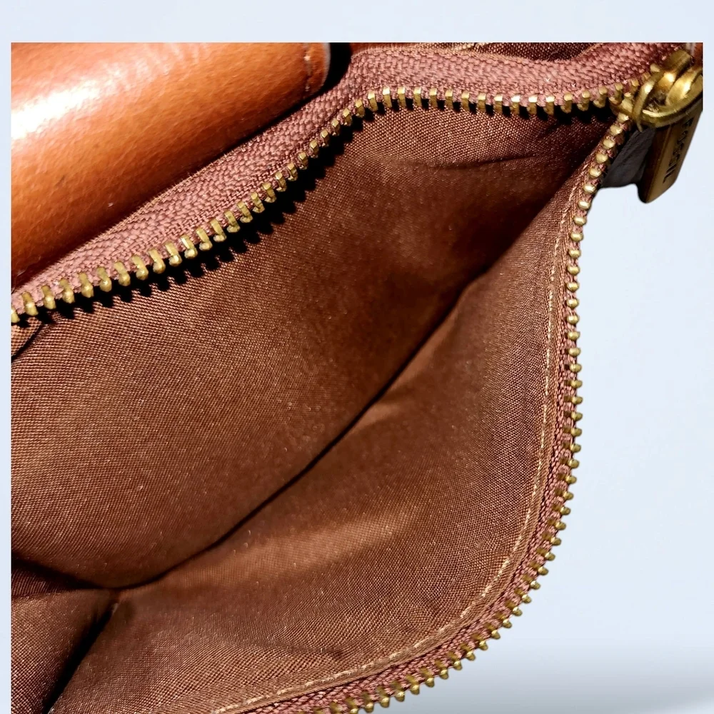FOSSIL Logan RFID Tab Clutch
